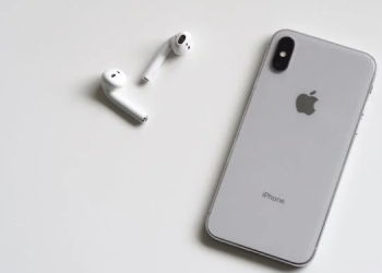 Phone repair shops in Hamilton